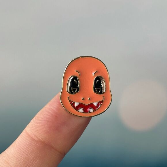 Charmander Enamel Pin/ Brooch Lapel - Picture 1 of 6